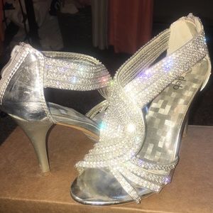 Size 7 sparkle heels